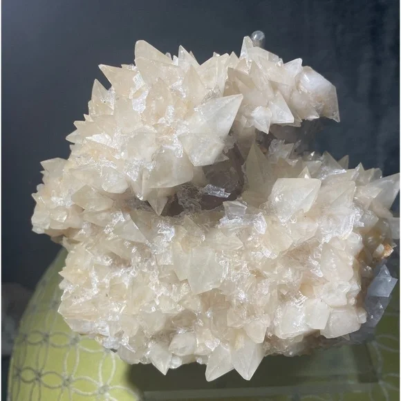 Raw crystal- large yellow tooth calcite FLUORITE W- purple UV 5”x5”x 3” - Picture 4 of 10